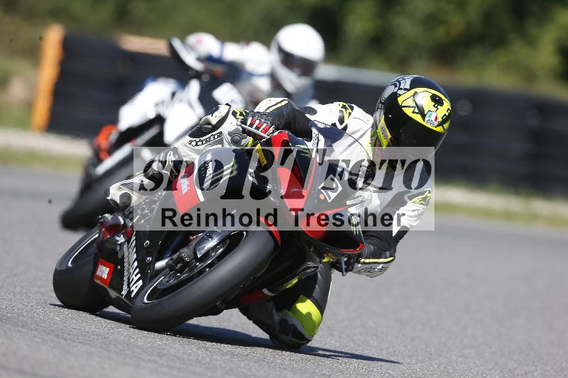 Archiv-2025/48 25.08.2025 Cornu Master School ADR/rot-rouge/2